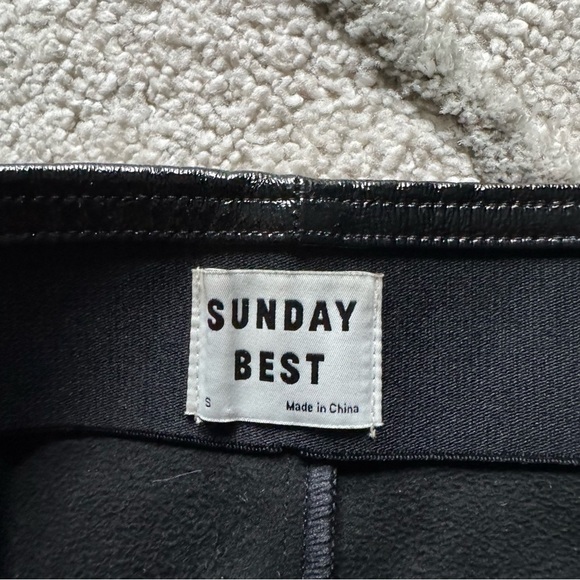 Aritzia Sunday Best Tessy faux leather moto Pants high rise slim leg small - Picture 9 of 12